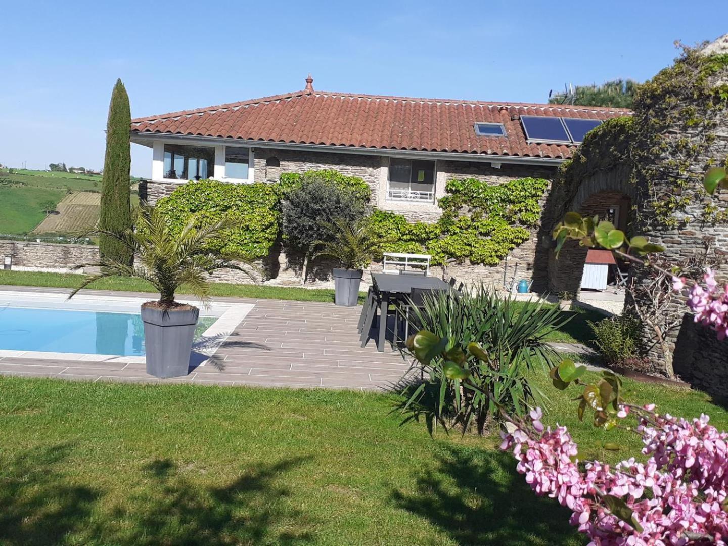 Bed and Breakfast Relais De Navon Saint-Joseph  Экстерьер фото